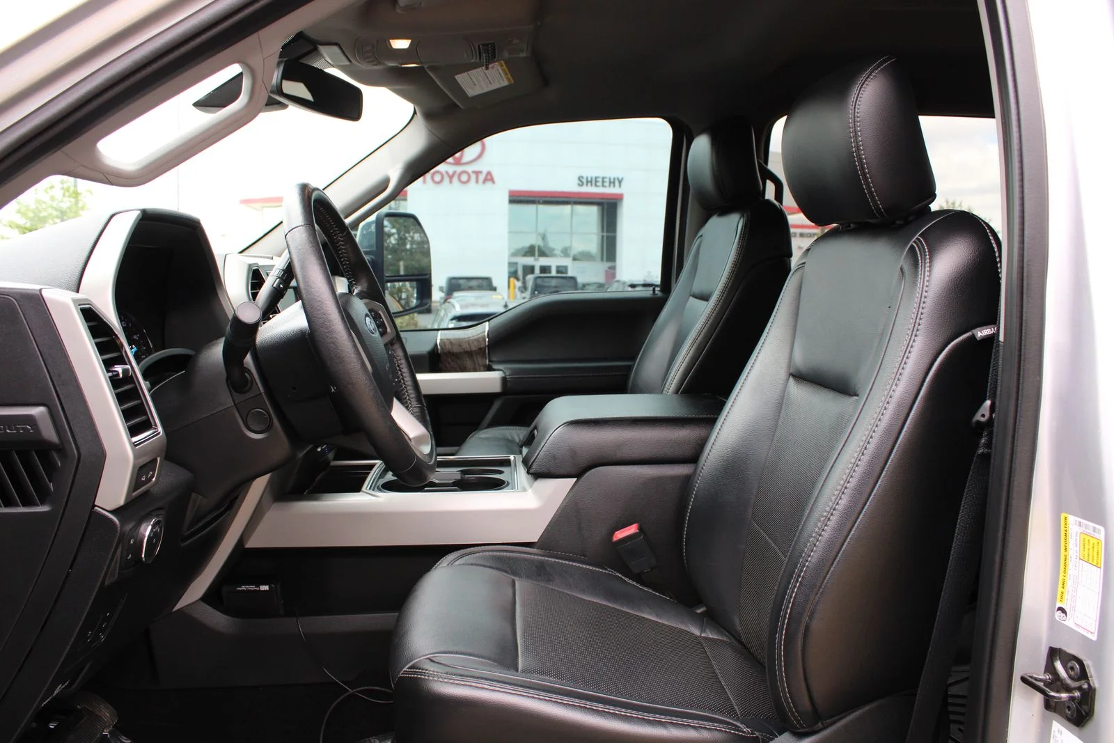 Used 2019 Silver Ford Lariat image 9
