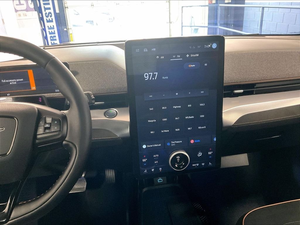 Used 2022 Red Ford GT image 18