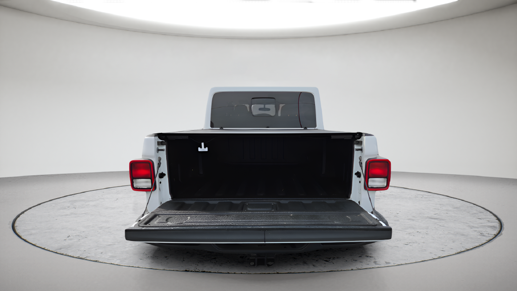 Used 2025 White Jeep Nighthawk image 13