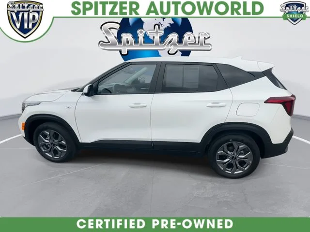 Used 2026 White Kia LX image 6
