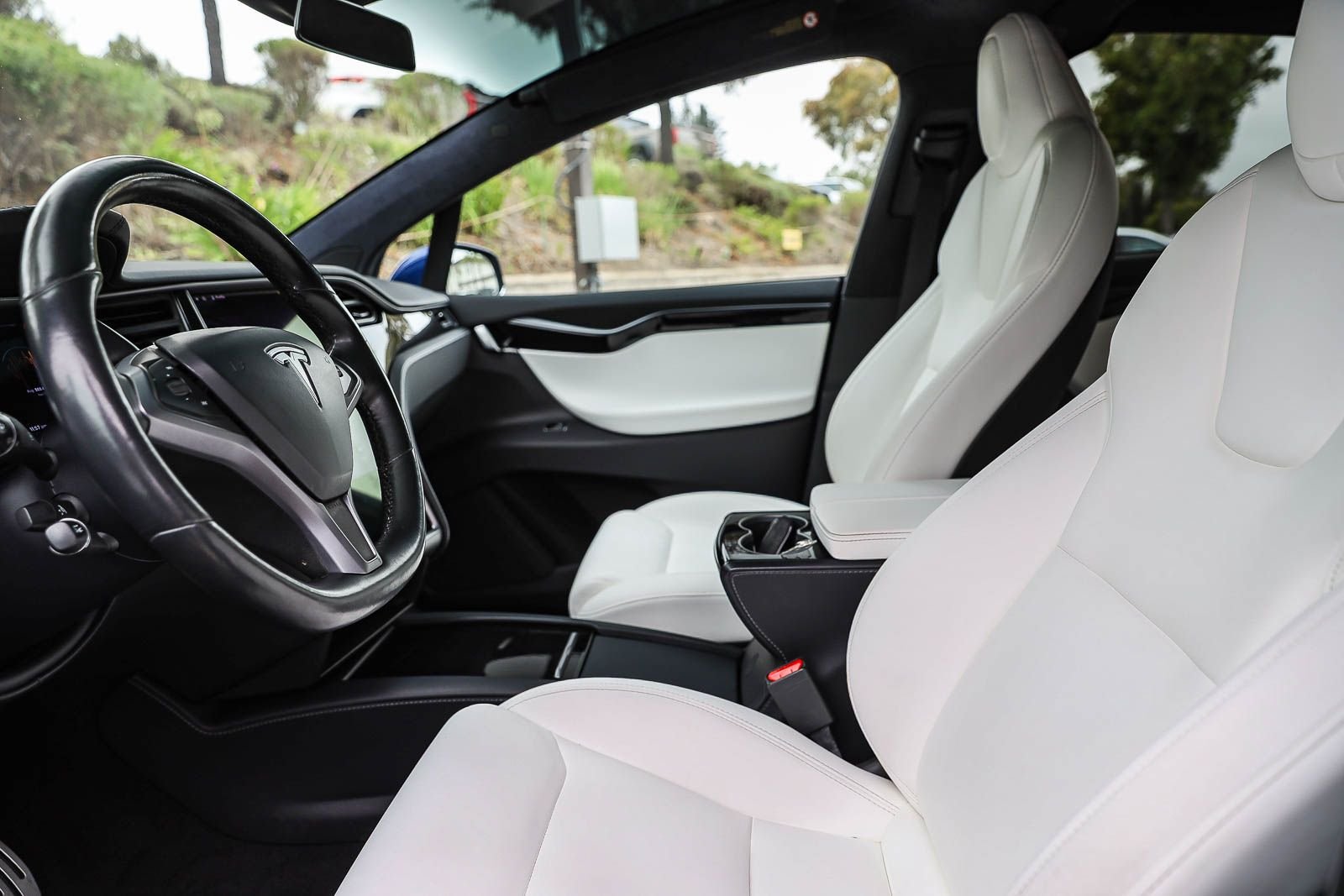 Used 2020 Deep Blue Metallic Tesla Performance image 18