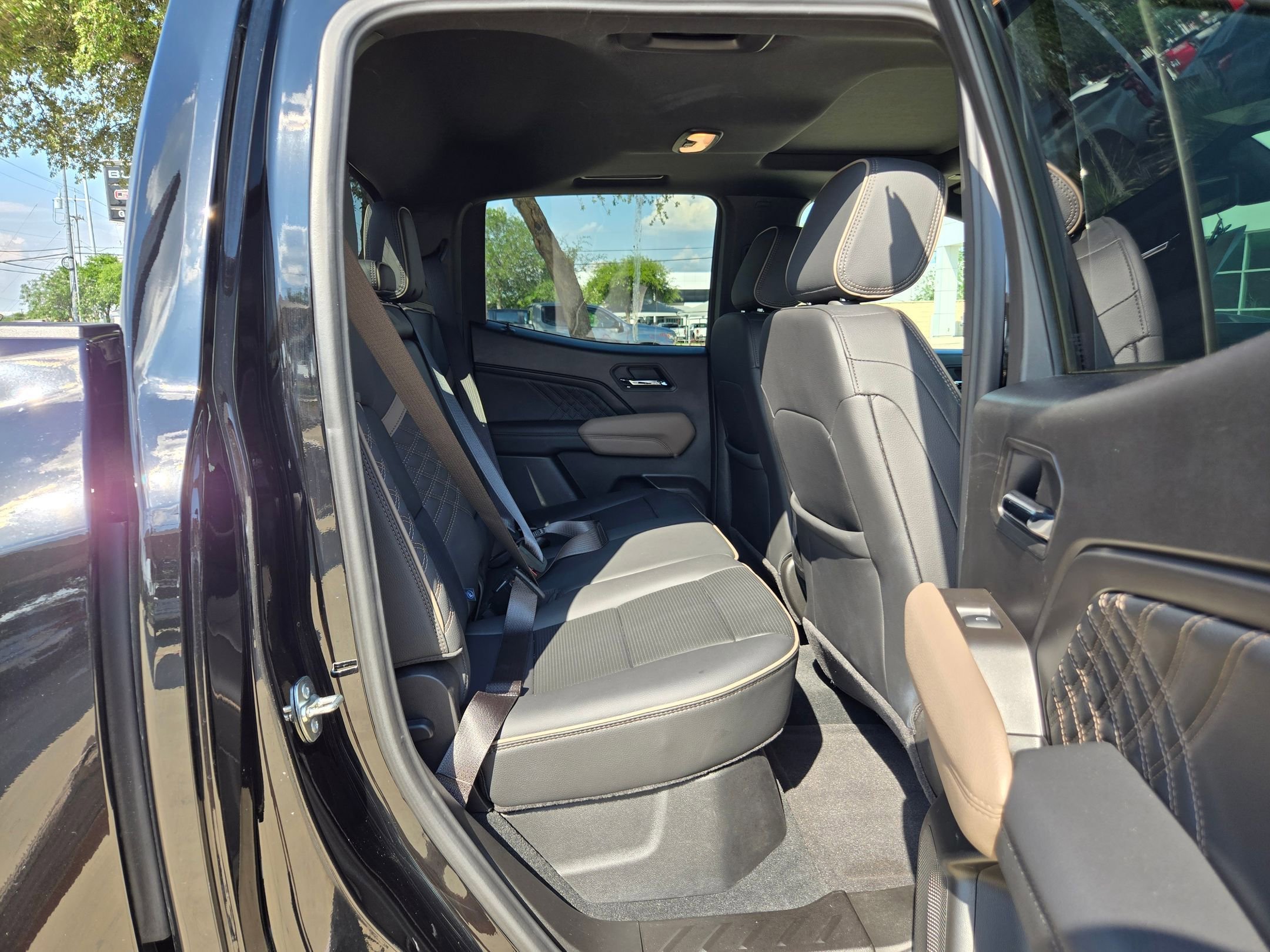 2025 GMC Canyon Denali - Photo 24