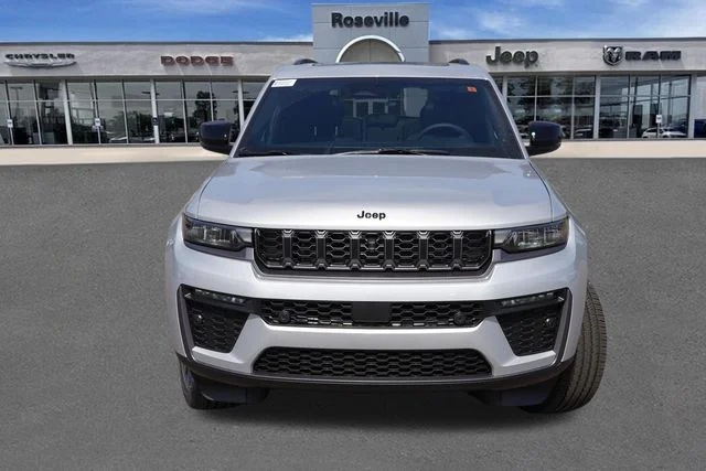 New 2026 Silver Zynith Jeep Limited image 8