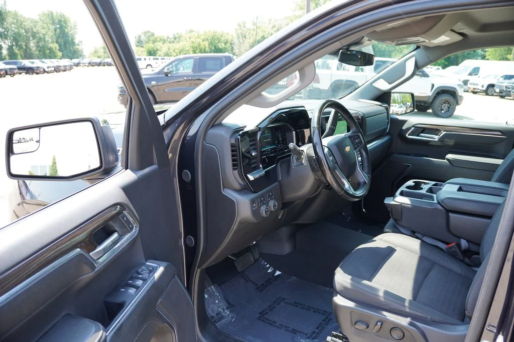 Used 2024 Dark Ash Metallic Chevrolet LT image 14