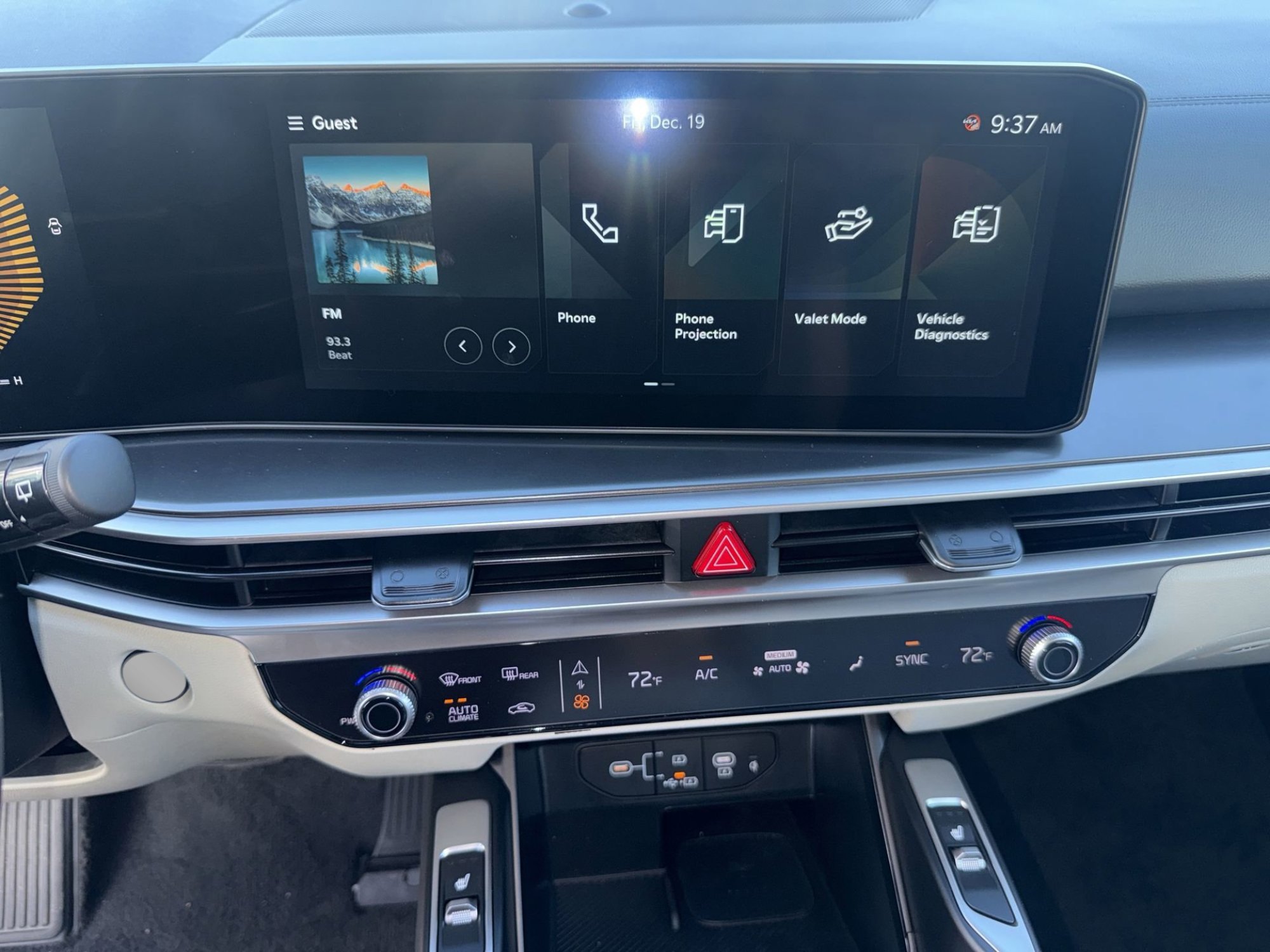 New 2026 Wolf Gray Kia S image 18