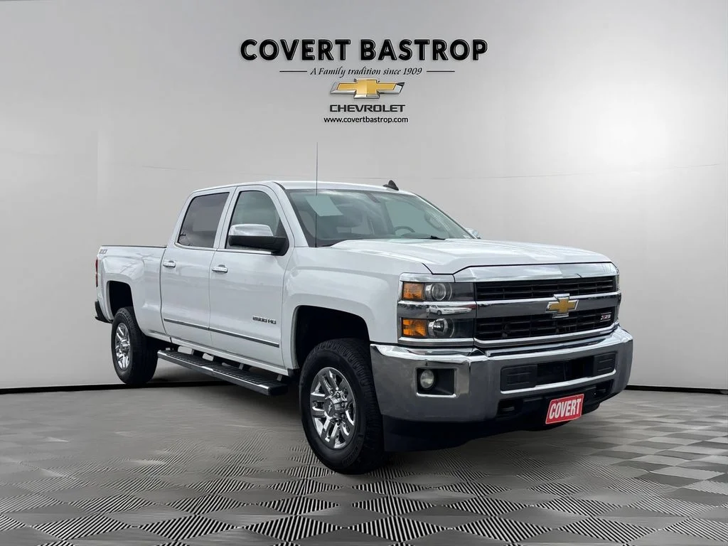 Used 2015 White Chevrolet LTZ image 6