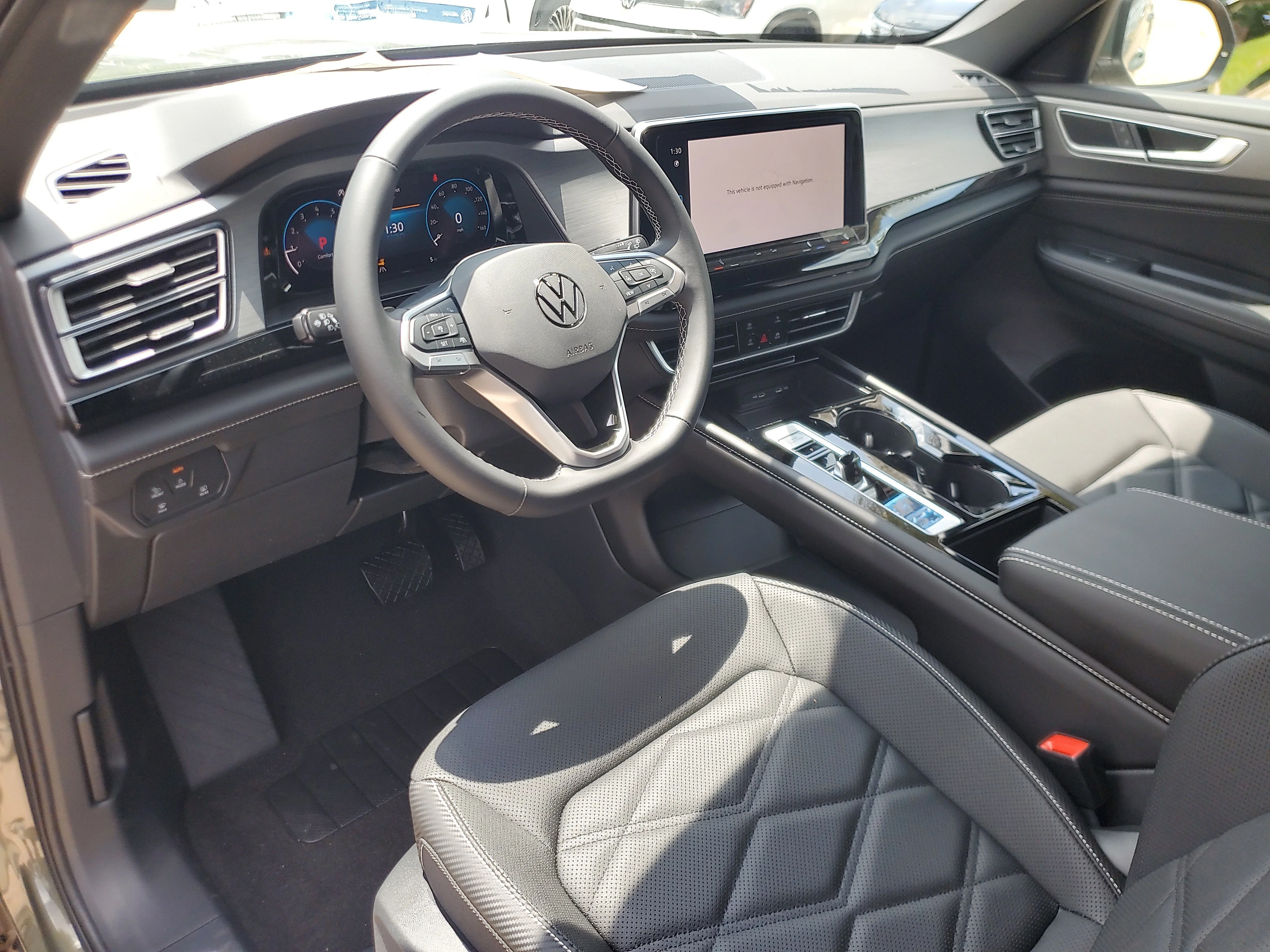 New 2026 Green Volkswagen 2.0T SE w/Technology image 16