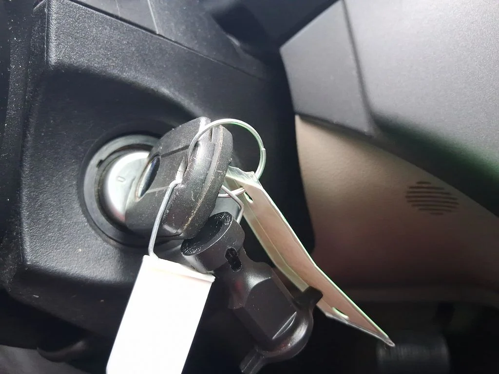 Used 2013 Silver Ford SE image 13