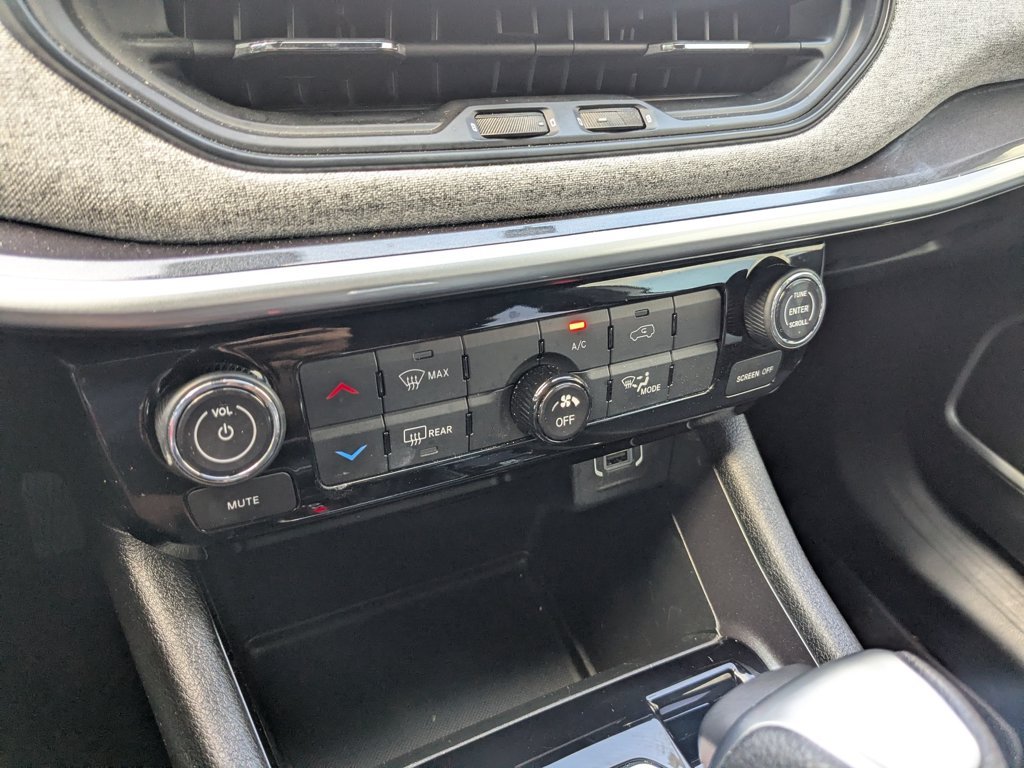 Used 2023 Bright White Clearcoat Jeep Sport image 17
