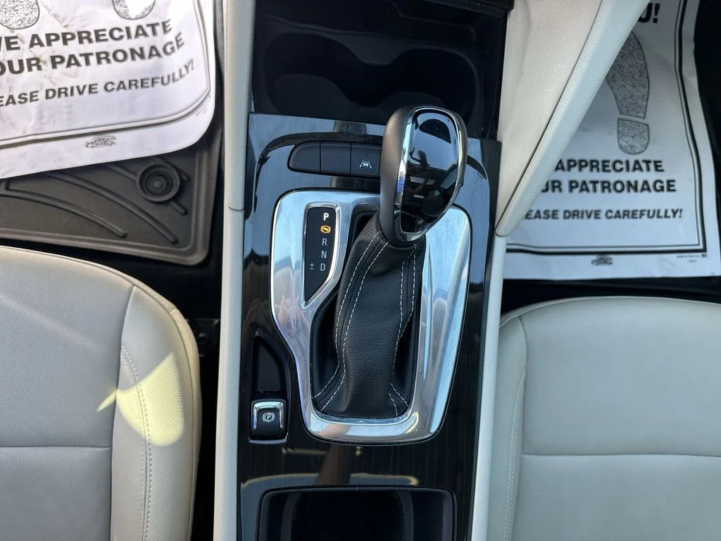 Used 2018 Silver Buick Essence image 25
