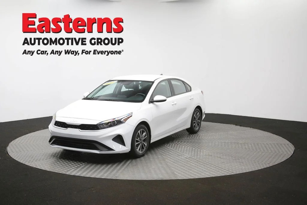 Used 2023 White Kia LXS image 54