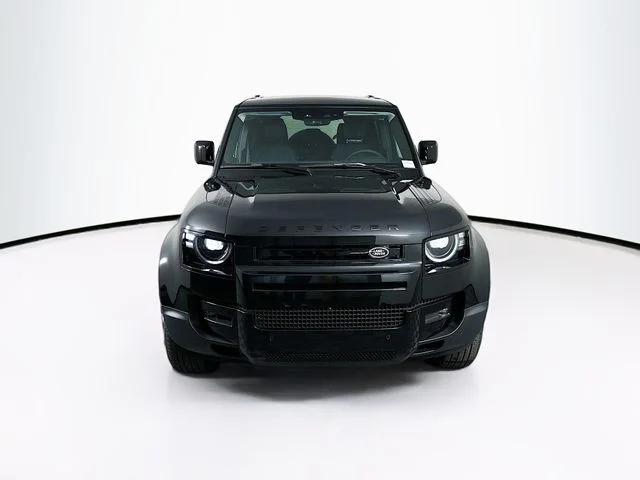 Used 2026  Land Rover S image 2