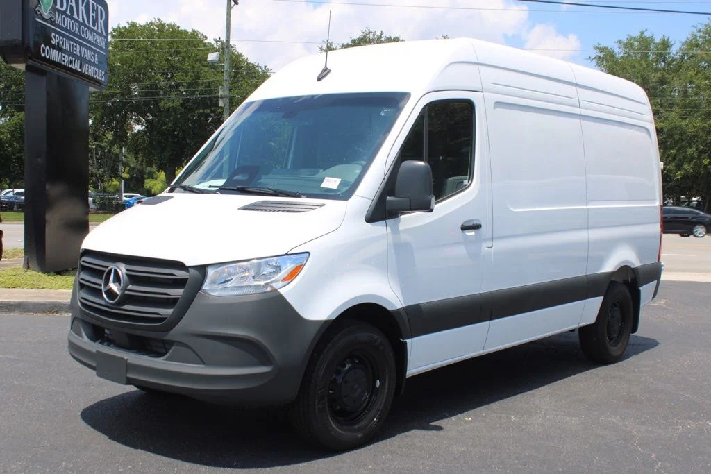 New 2026 Arctic White Mercedes-Benz Cargo 144 WB image 2