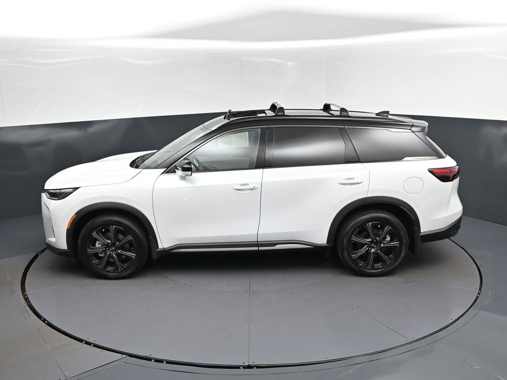 New 2027 2T RAD WHT INFINITI Autograph AWD image 33