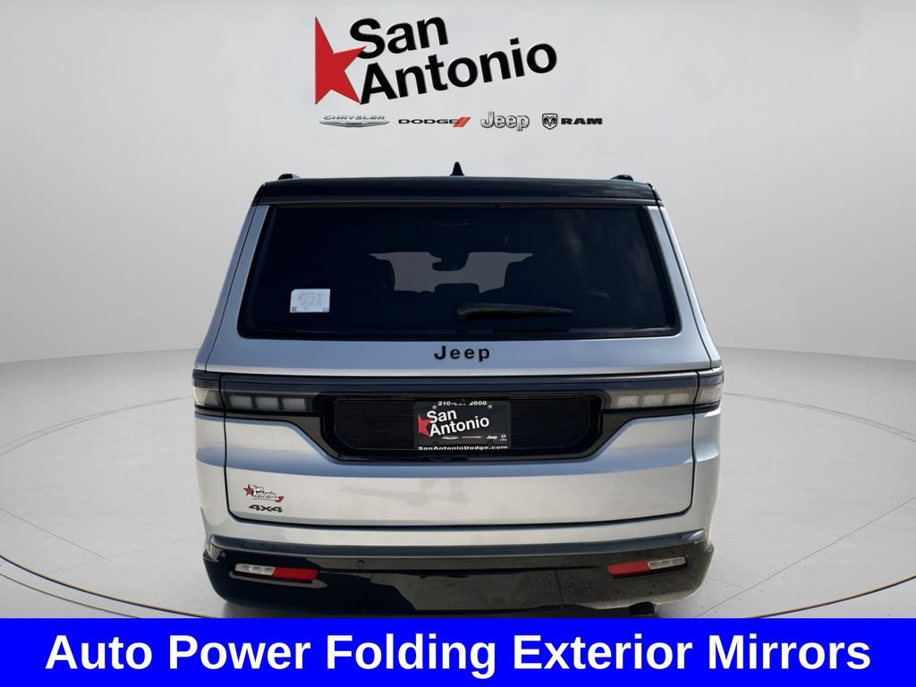 New 2026 Silver-Zynith Exterior Paint Jeep Upland image 13