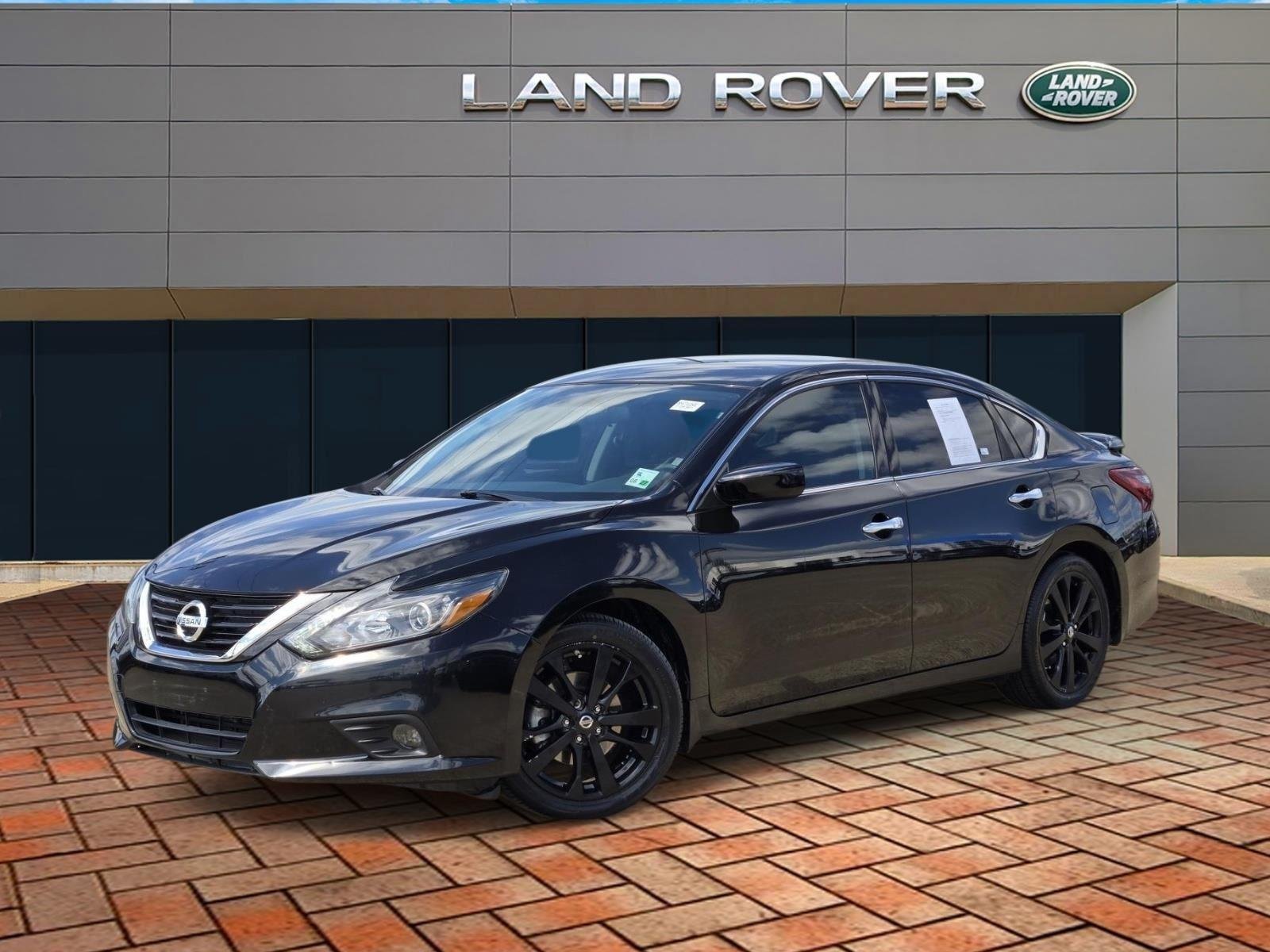 2017 Nissan Altima SR