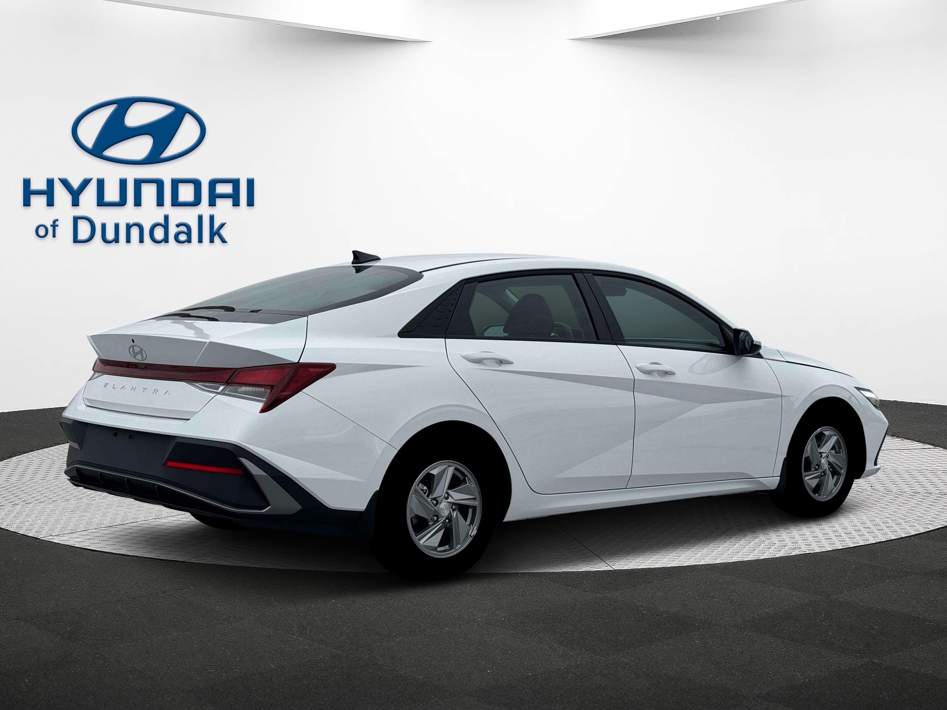 New 2026 White Hyundai SE image 20