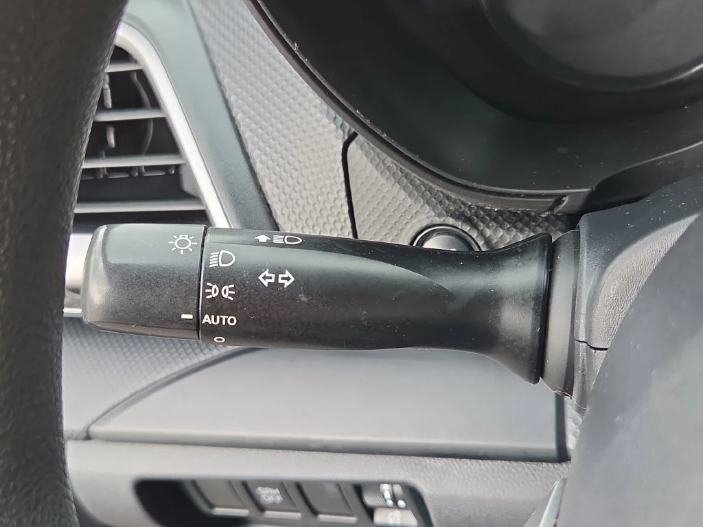 Certified Used 2022 Green Subaru Base image 30