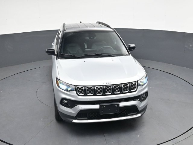 Used 2025 Silver Jeep Limited image 30