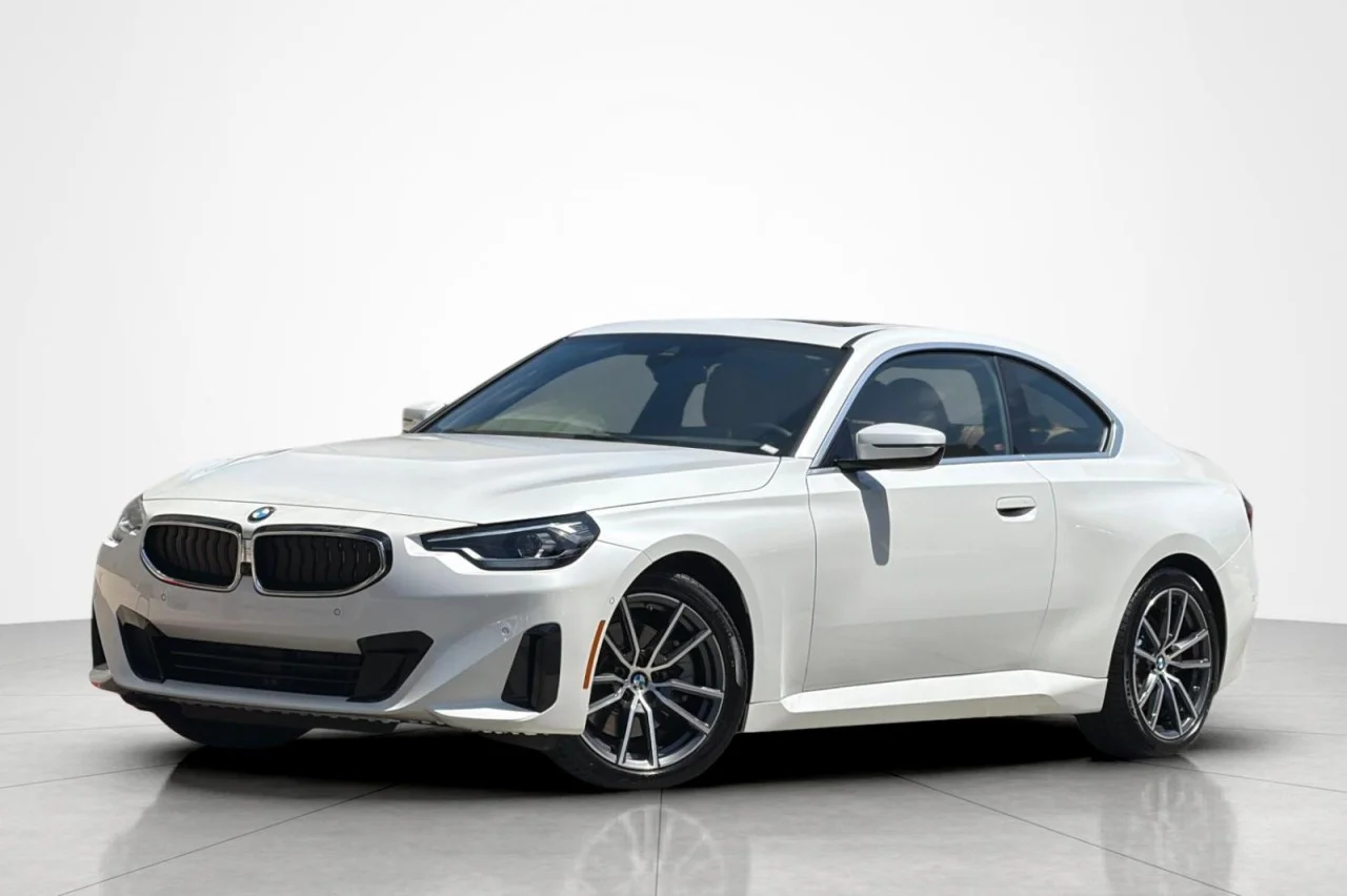 2024 BMW 2 Series 230i Coupe's photo