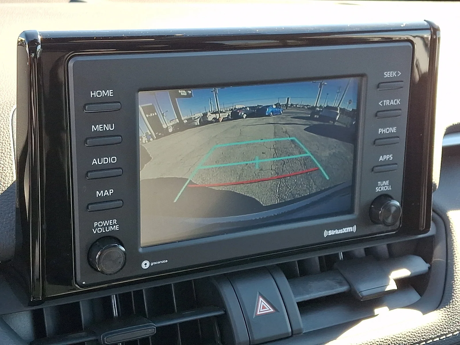 Used 2021 White Toyota XLE image 18