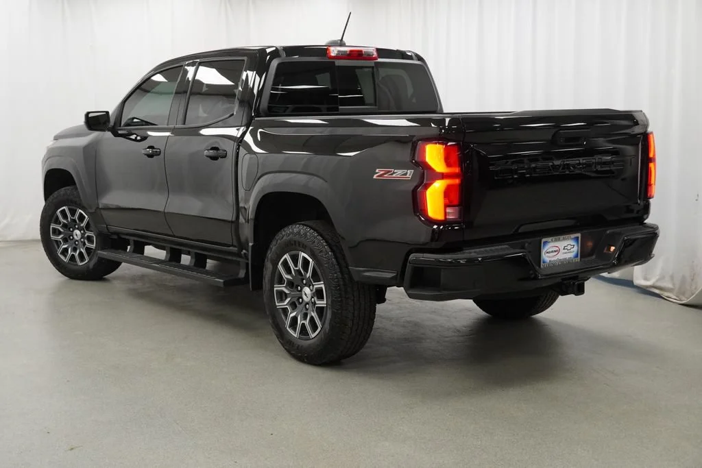 Used 2024 Black Chevrolet Z71 image 4