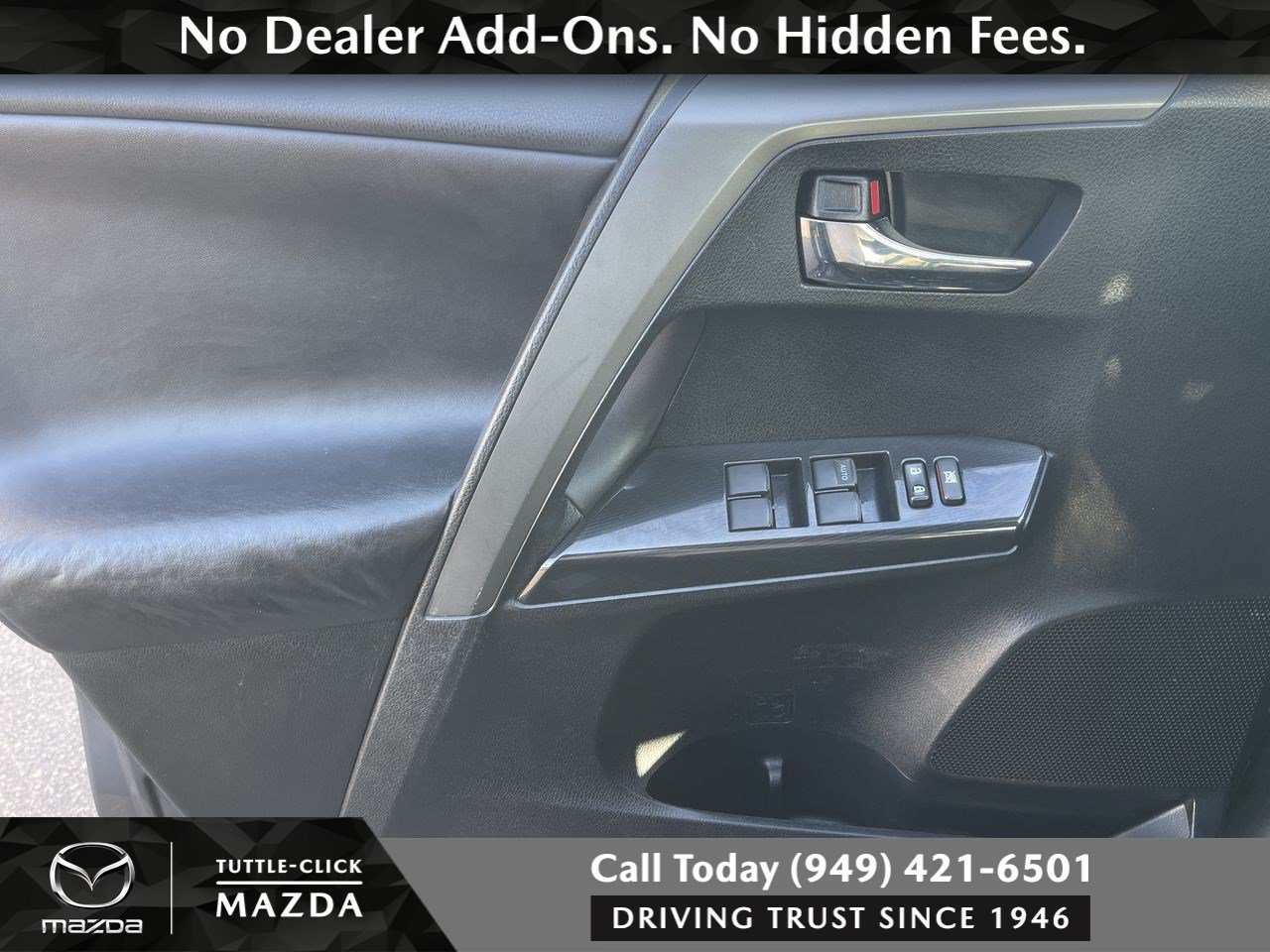 Used 2016 MAGNETIC GRAY MET Toyota SE image 21