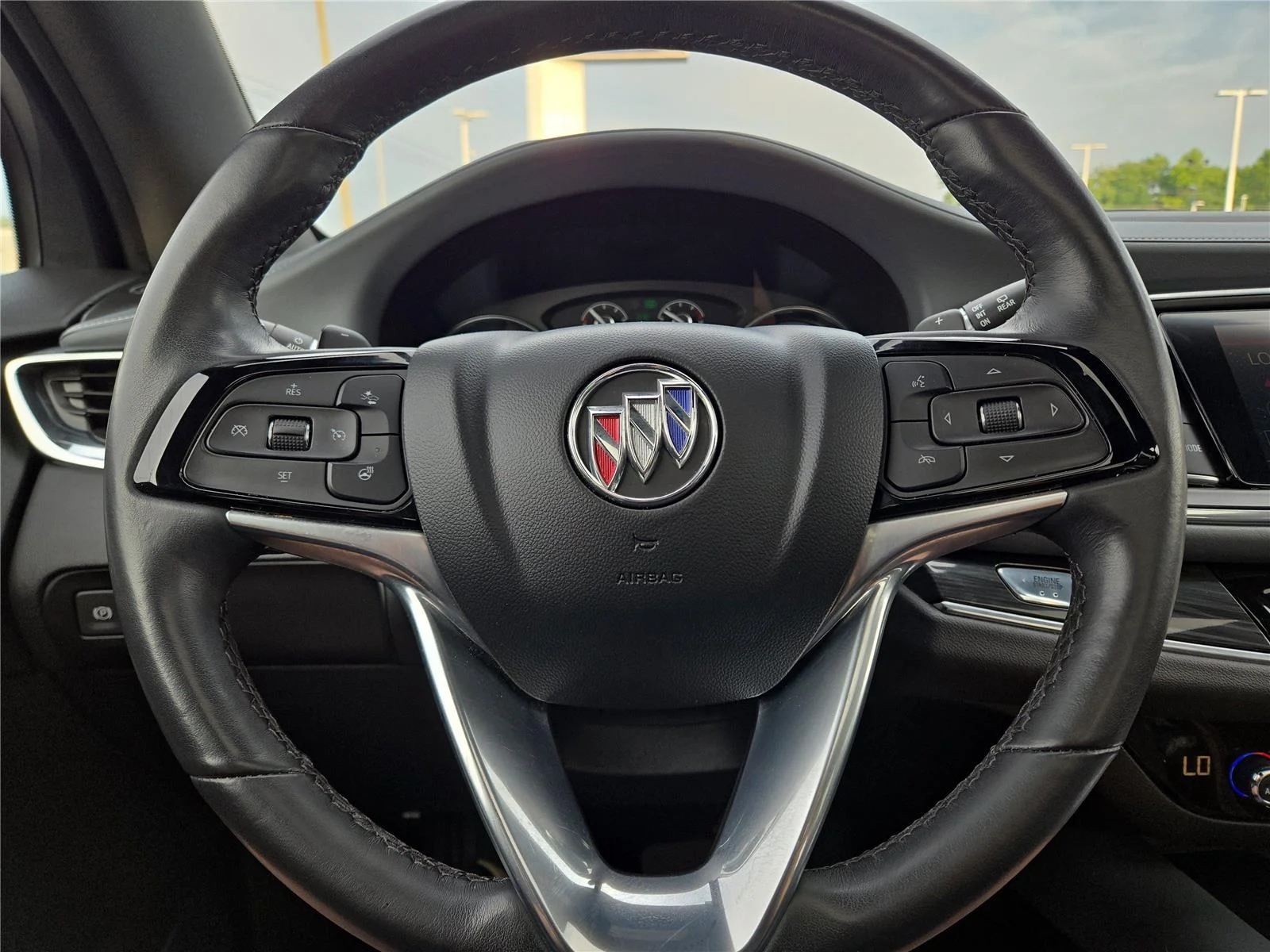 Used 2023 Ebony Twilight Metallic Buick Essence image 16