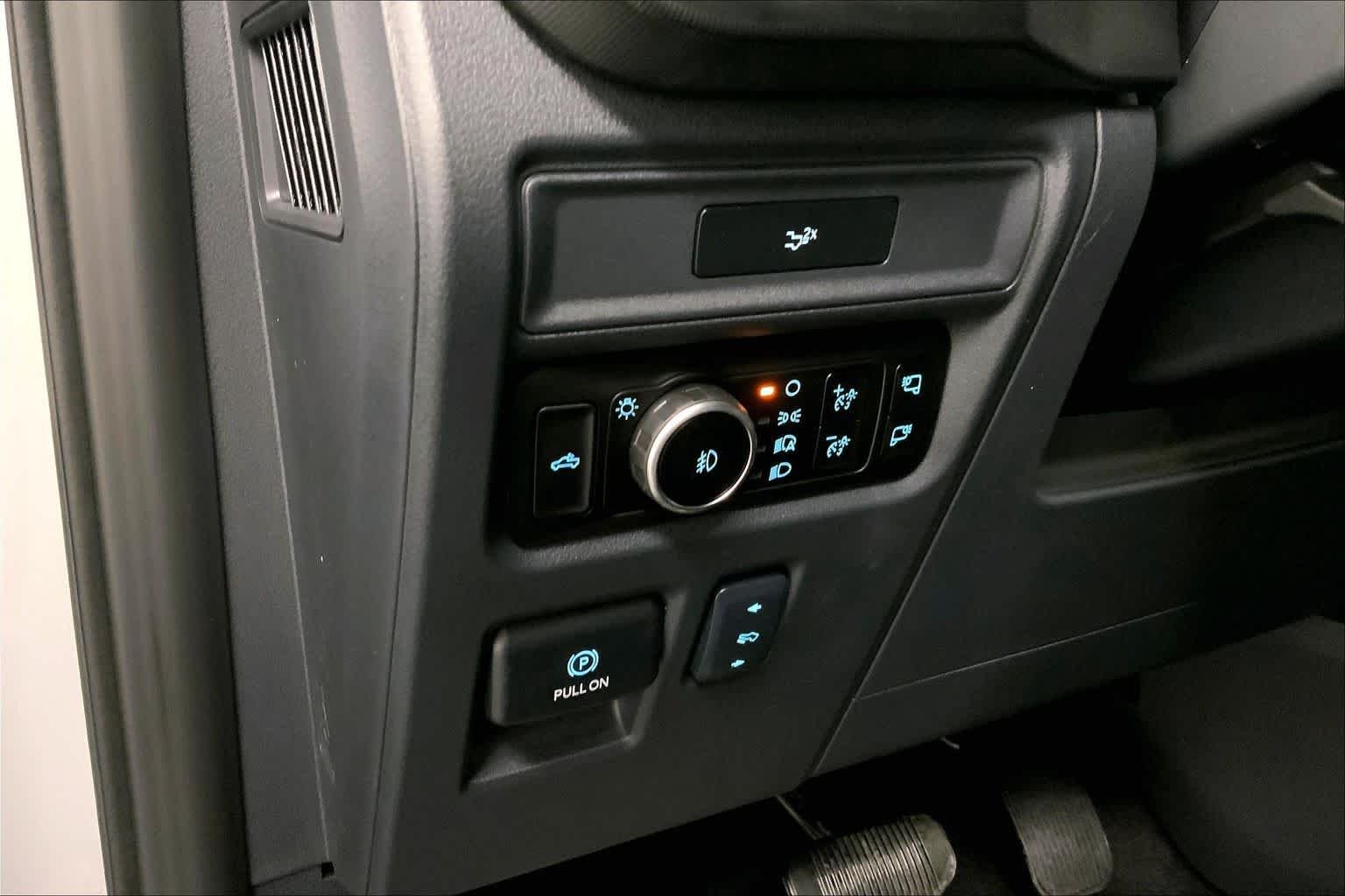 New 2026 Avalanche Ford Lariat® image 17
