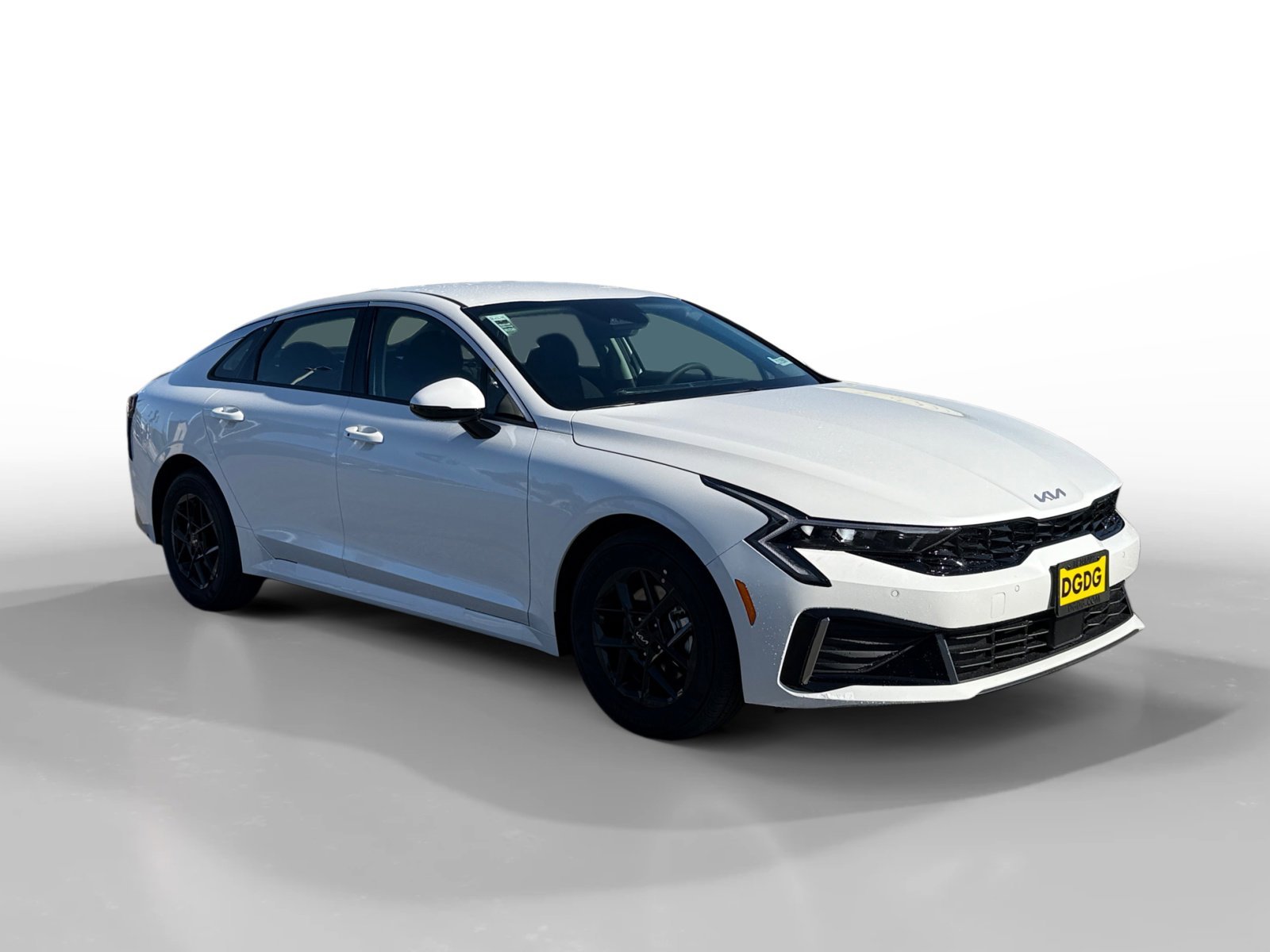 New 2026 Snow White Pearl Kia LXS image 7