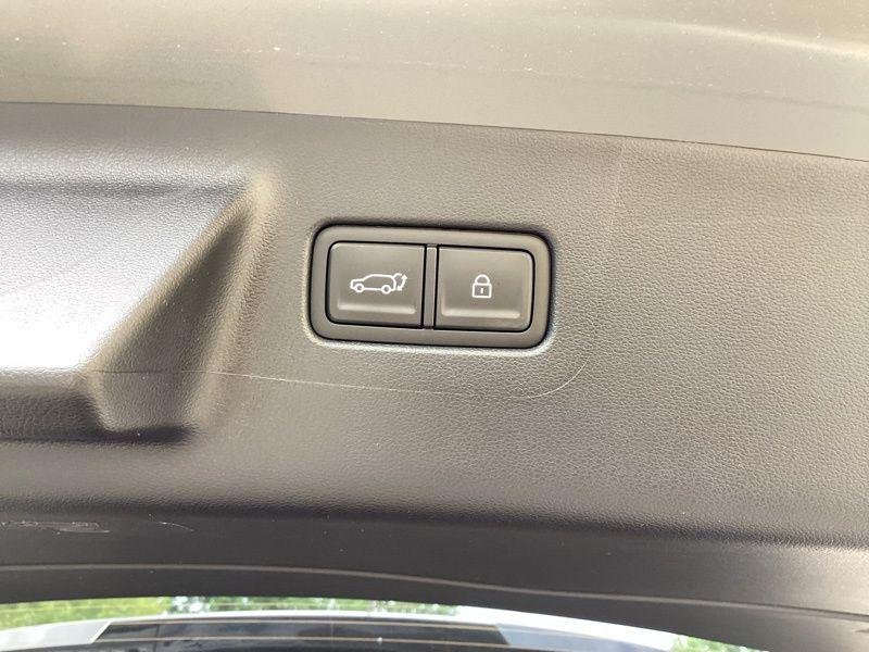 2026 Hyundai Santa Fe SE - Photo 9