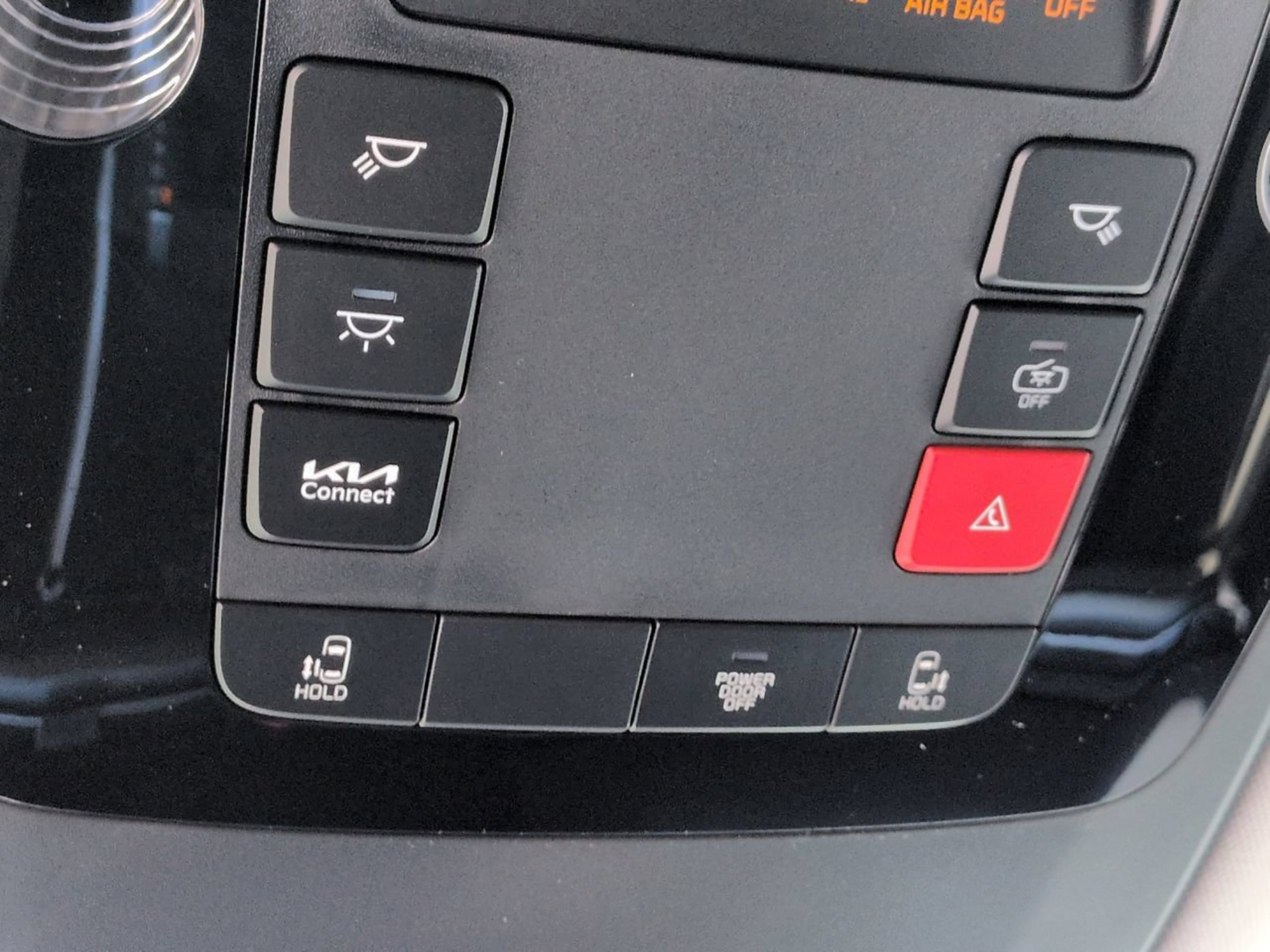 New 2026 Snow White Pearl Kia LXS image 40
