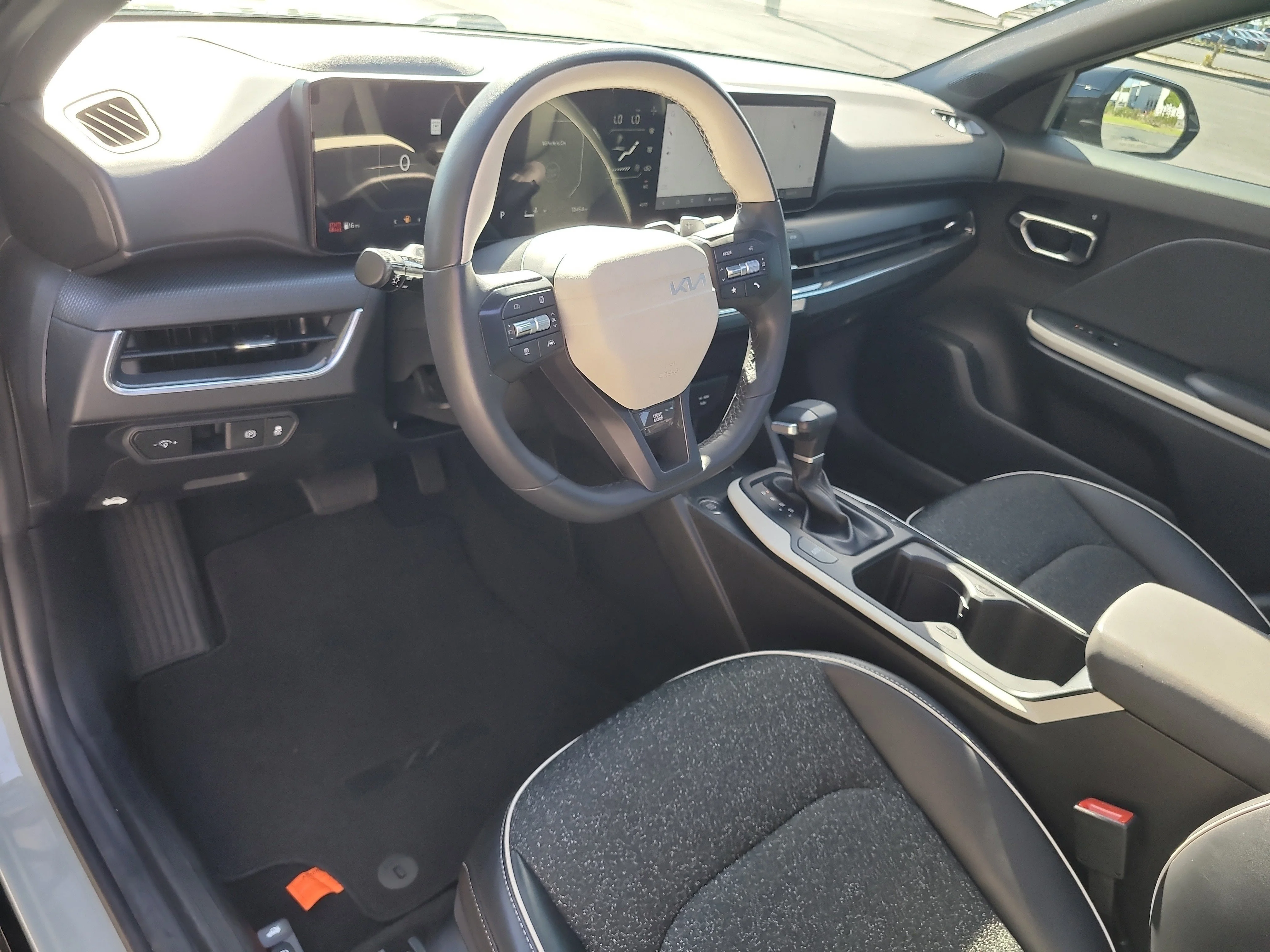 Used 2025 Morning Haze Kia GT-Line image 17