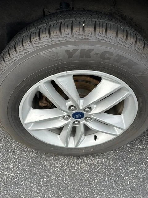 Used 2018 Magnetic Ford SEL image 31