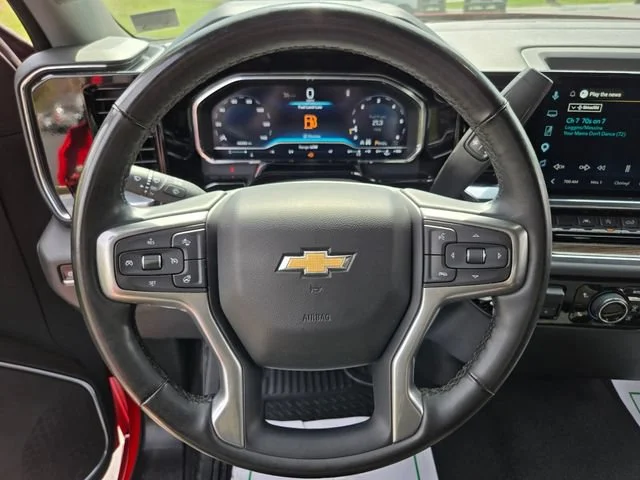 Used 2025 Red Hot Chevrolet LT image 32