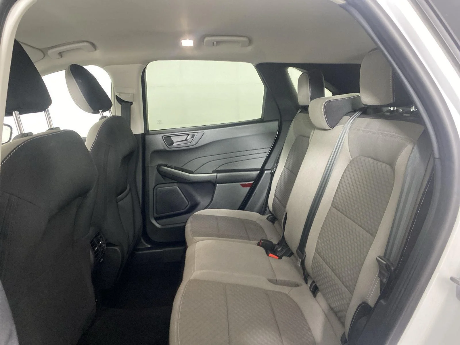 Used 2022 Oxford White Ford  image 24