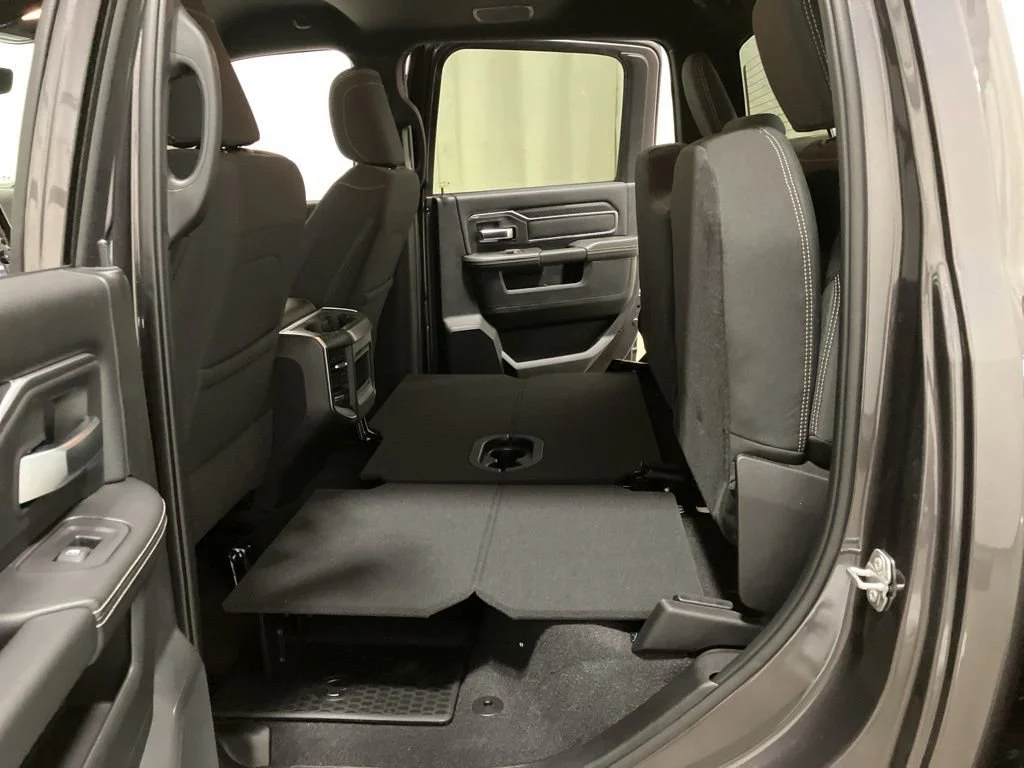 2025 RAM 2500 Big Horn - Photo 14