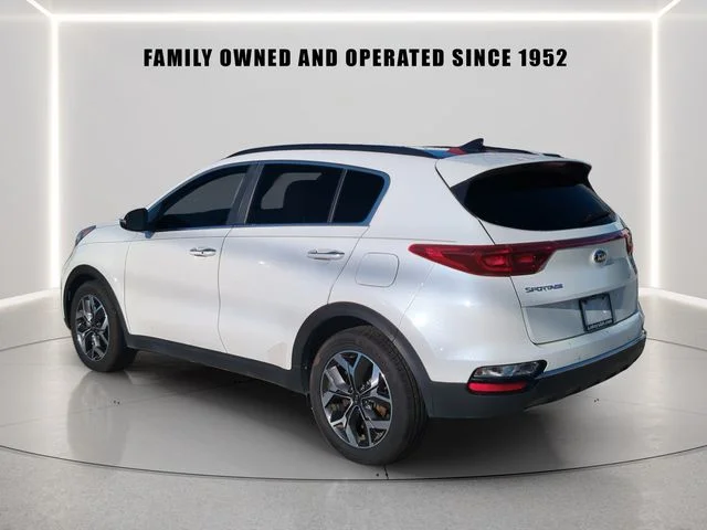Used 2020 White Kia EX image 3