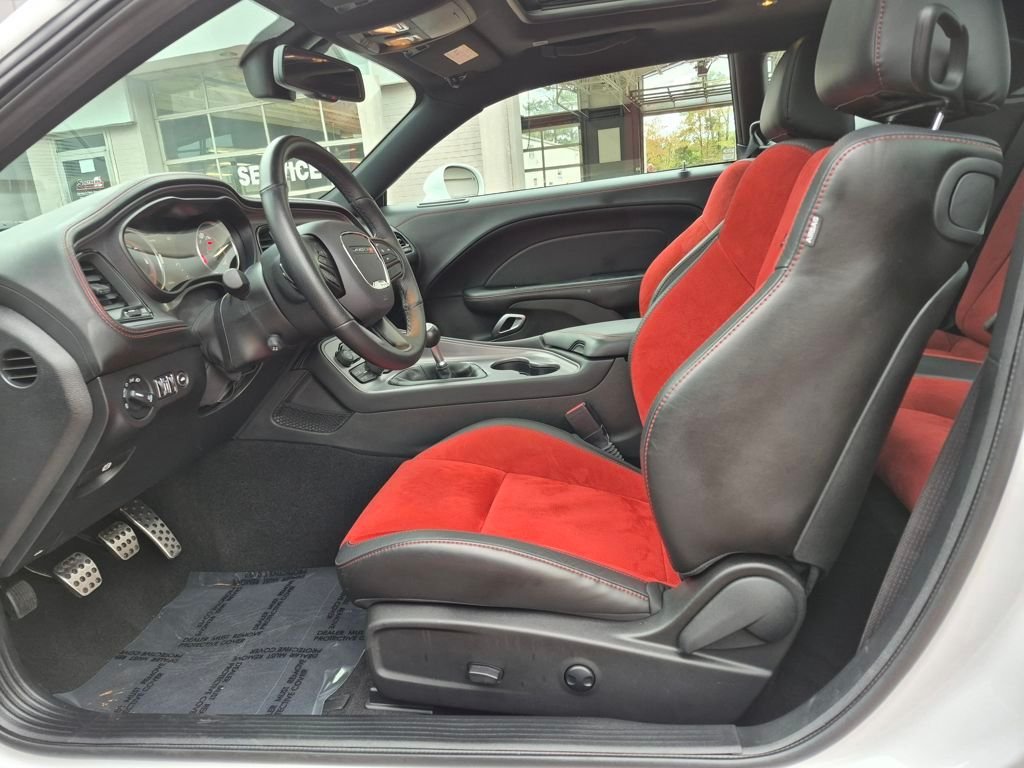 2023 Dodge Challenger R/T Scat Pack photo 2