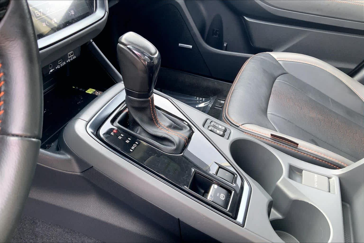 Used 2024 Crystal White Pearl Subaru Limited image 16