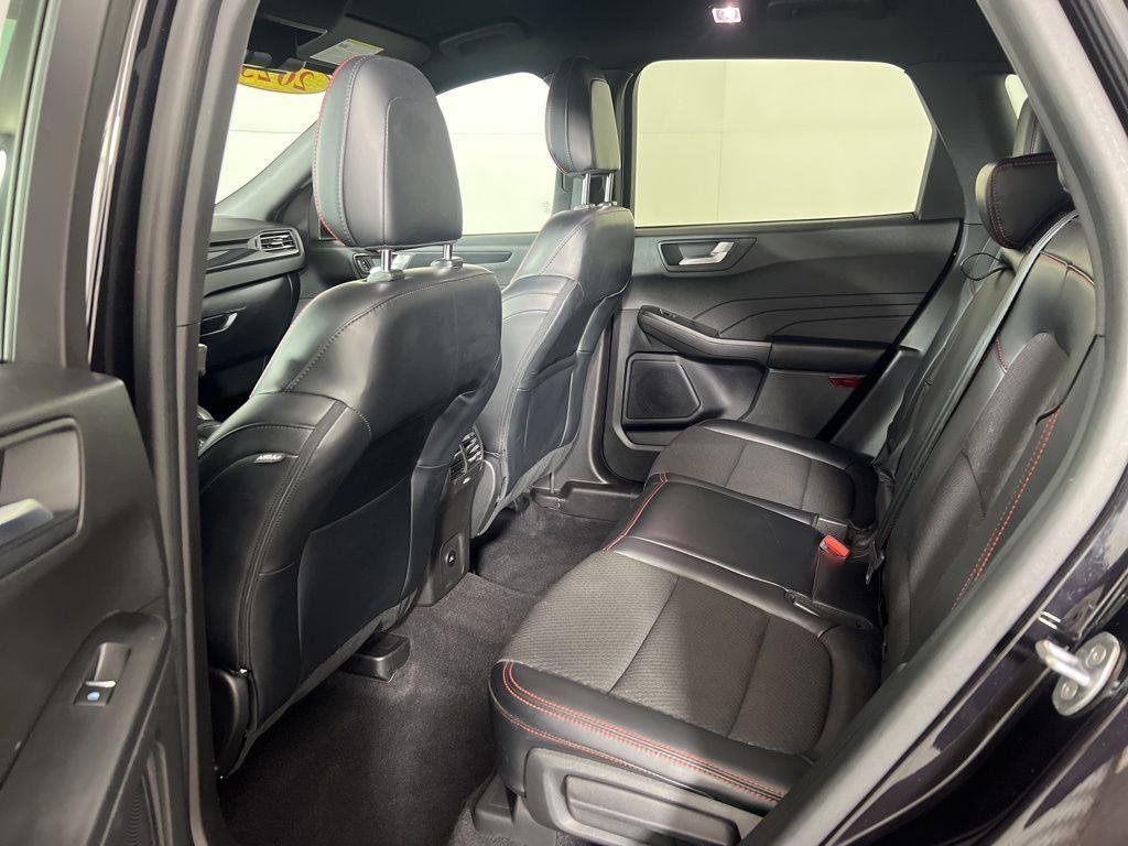 Used 2023 Black Metallic Ford ST-Line image 23