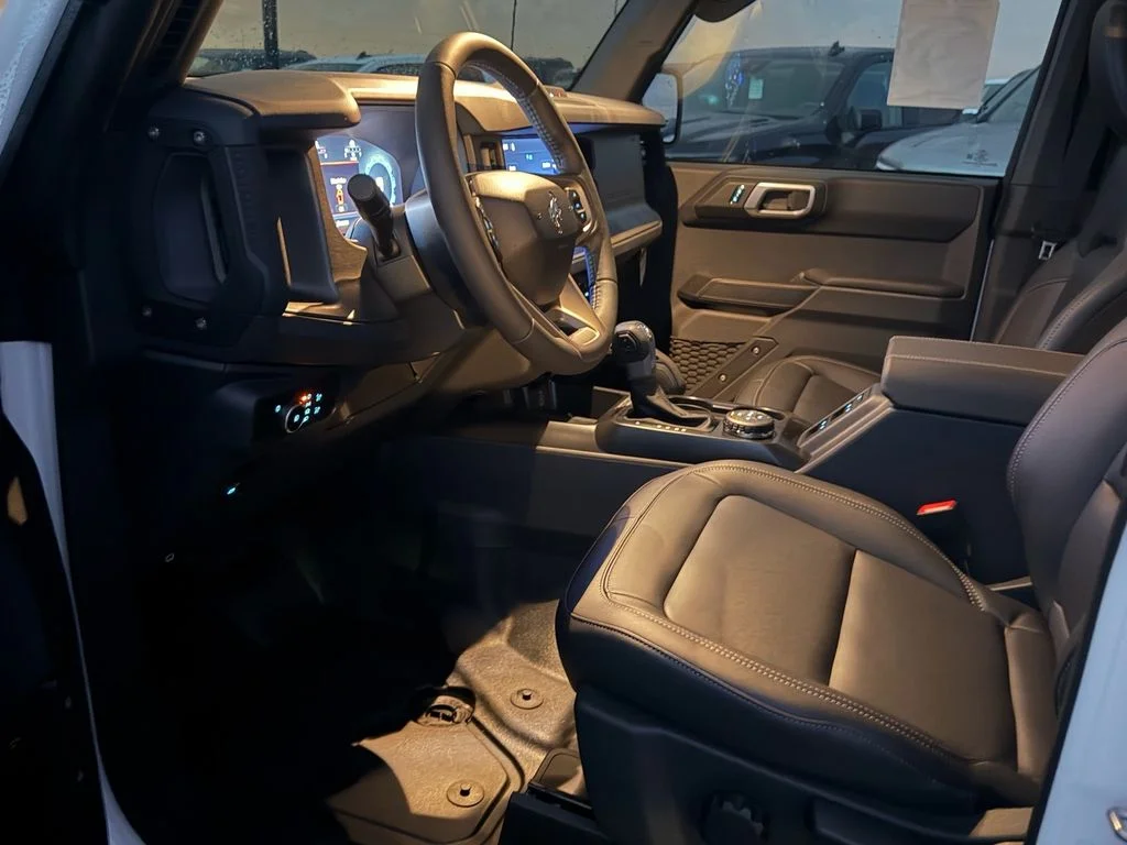 New 2026 Oxford White Ford Badlands® image 8