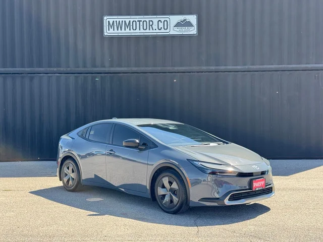 2024 Toyota Prius Prime SE