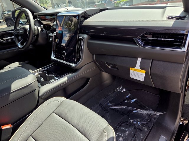 Certified Used 2026 Onyx Black GMC Elevation image 17