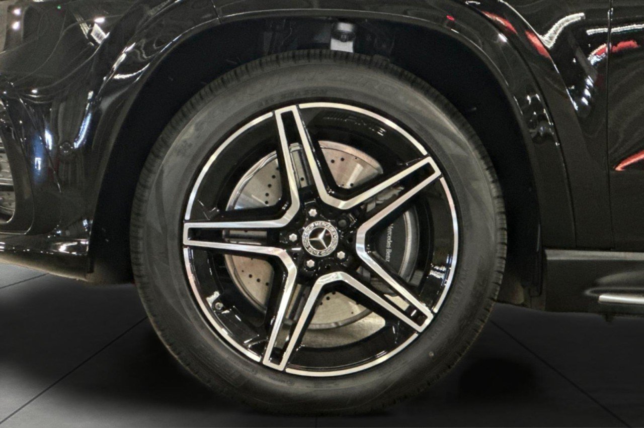 New 2026 Obsidian Black Metallic Mercedes-Benz GLS 450 4MATIC® SUV image 27