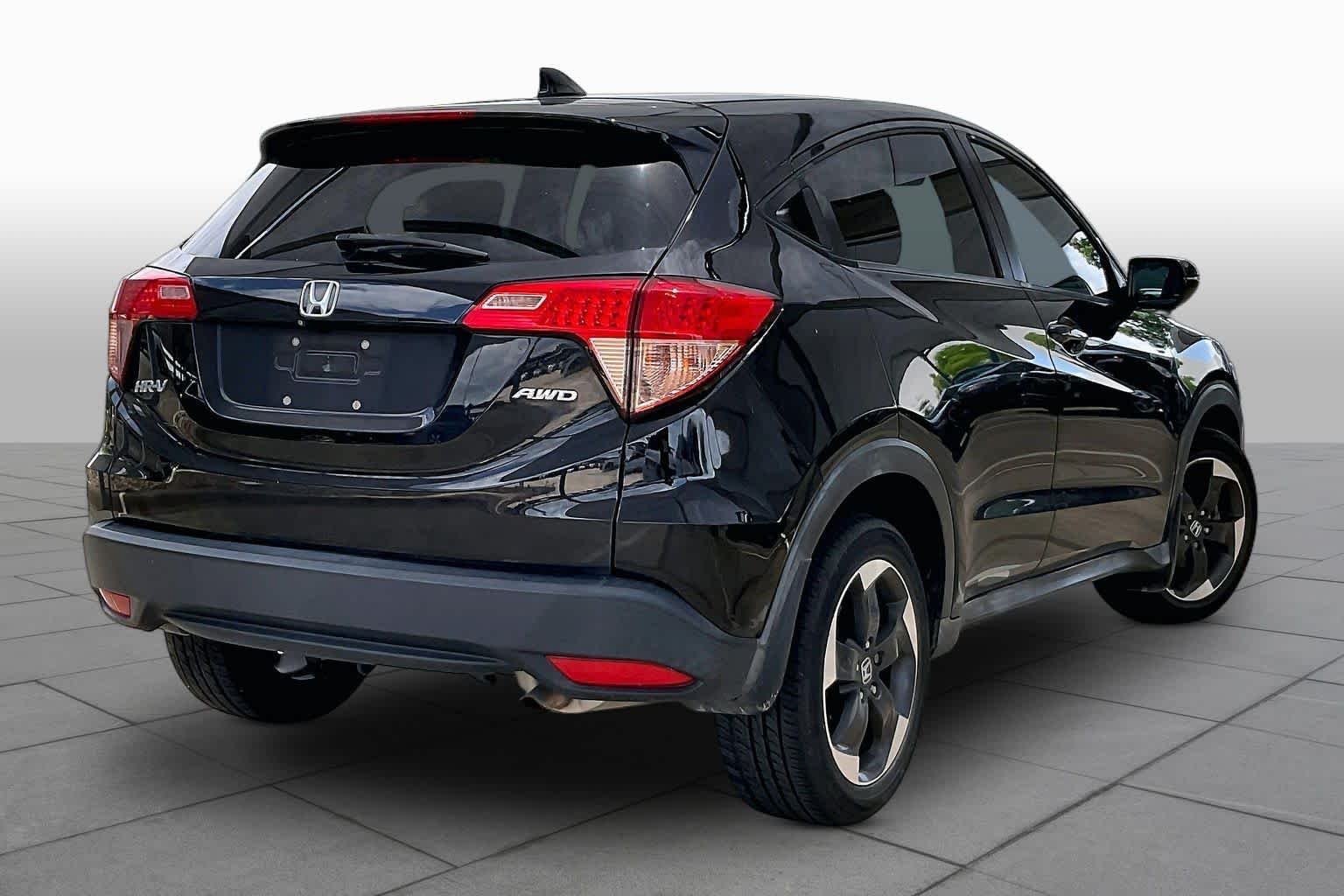 Used 2018 Crystal Black Pearl Honda EX image 13