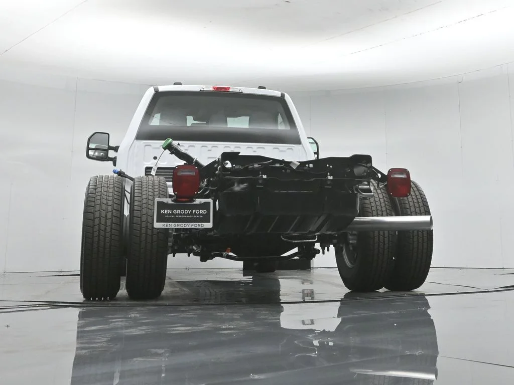 New 2026 White Ford XL image 43