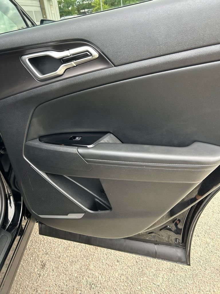 Used 2024 Black Kia EX image 17