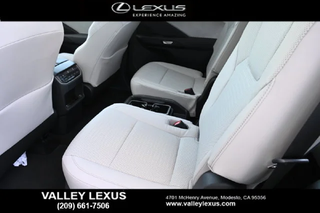 New 2026 Matador Red Mica Lexus  350 PREMIUM image 18