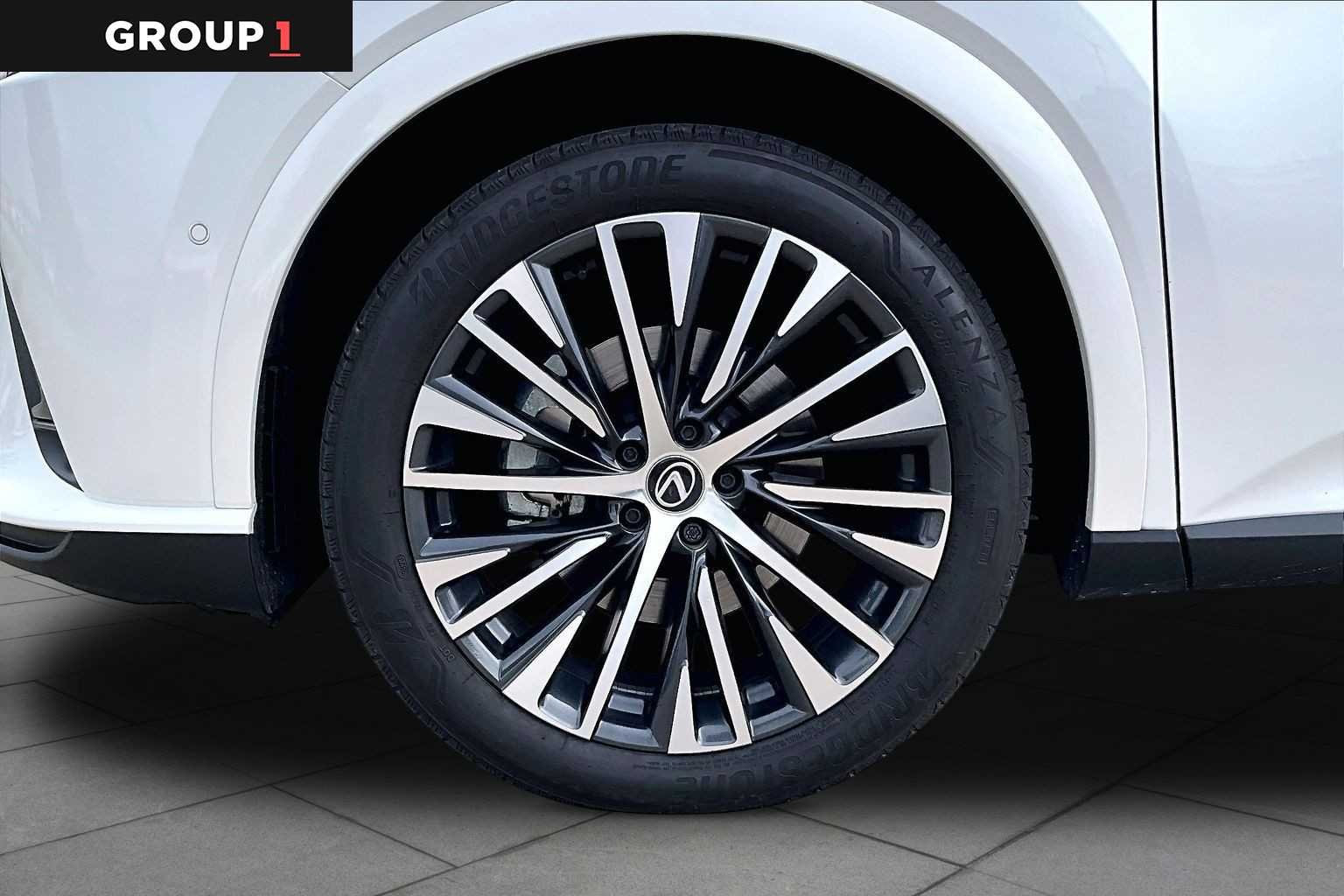 Certified Used 2024 Eminent White Pearl Lexus Premium Plus image 9
